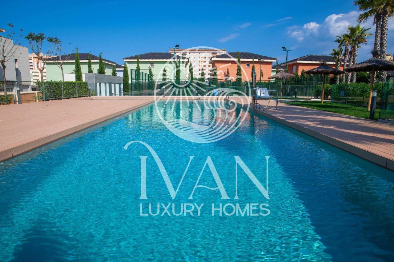 Casa Oromar Ivan Luxury Homes Chalet Adosado オロペサ・デル・マール エクステリア 写真