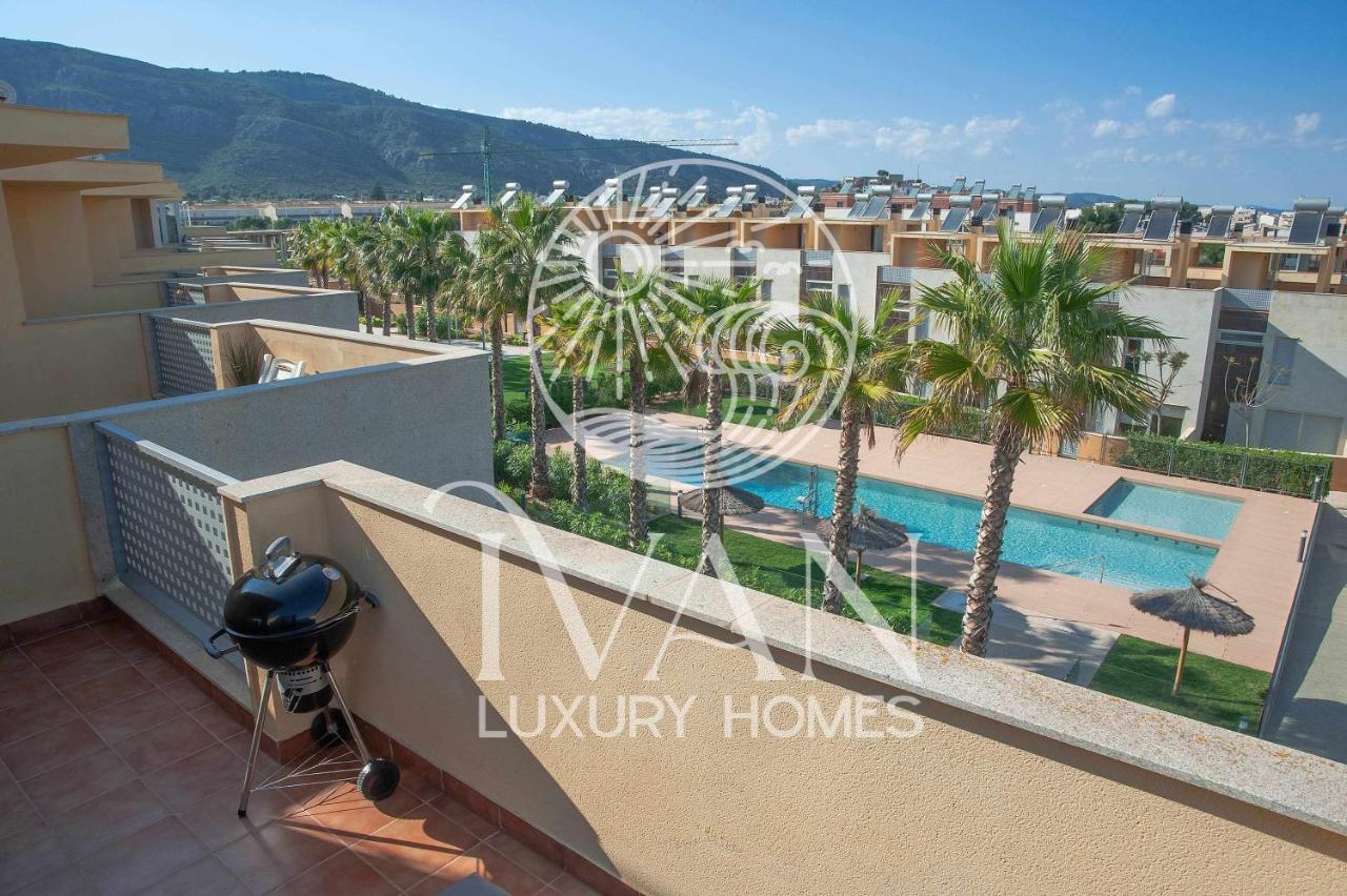 Casa Oromar Ivan Luxury Homes Chalet Adosado オロペサ・デル・マール エクステリア 写真