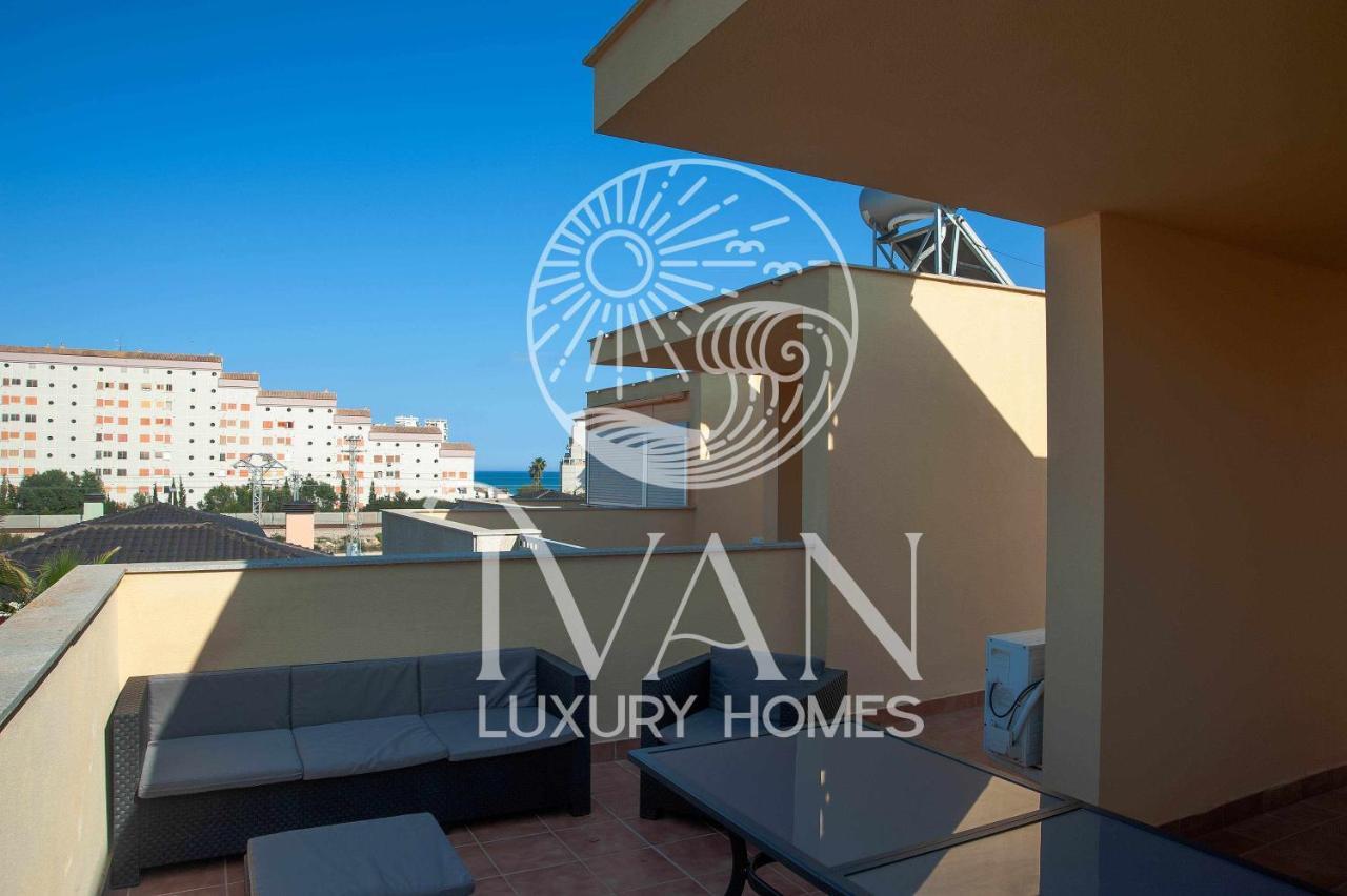 Casa Oromar Ivan Luxury Homes Chalet Adosado オロペサ・デル・マール エクステリア 写真