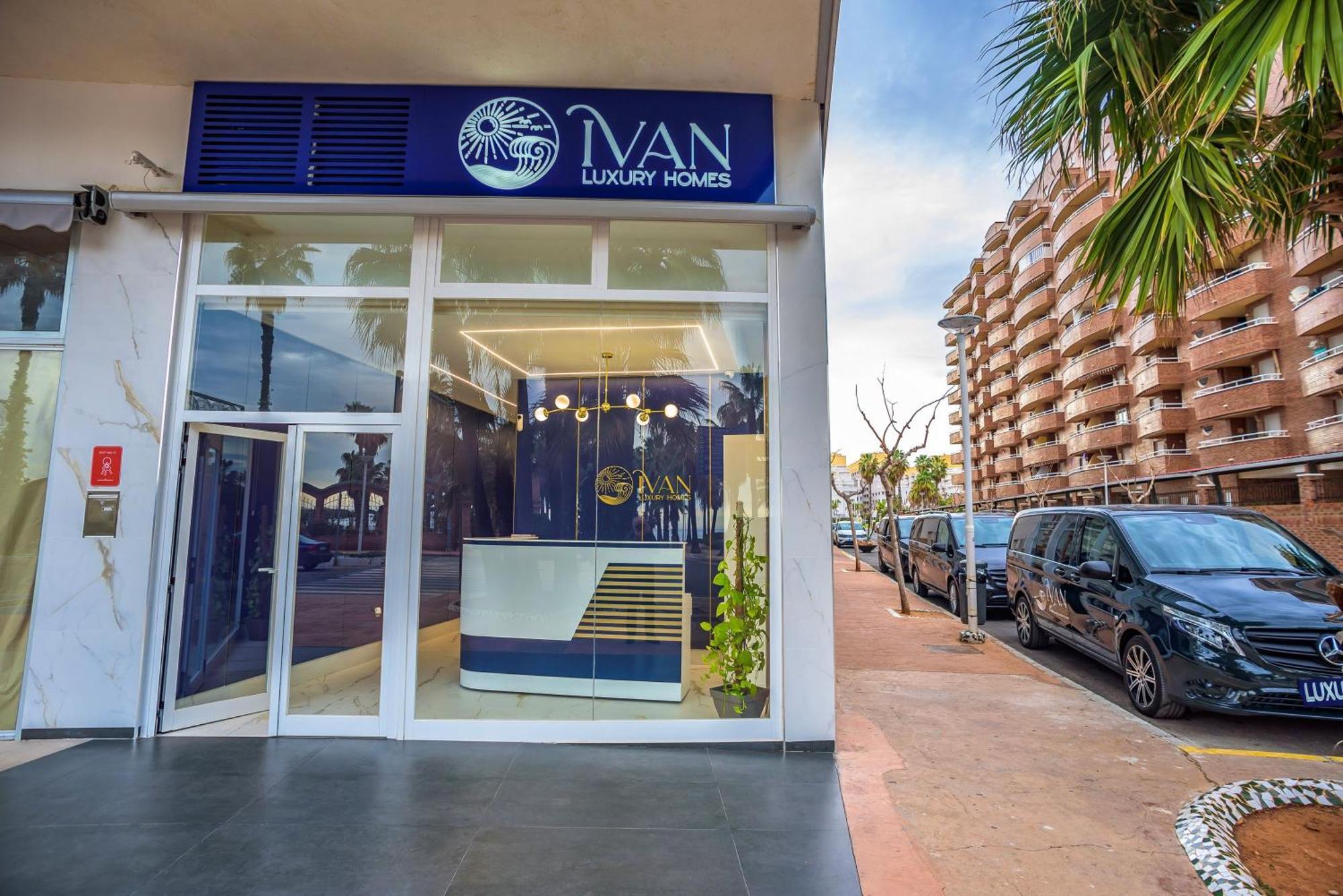 Casa Oromar Ivan Luxury Homes Chalet Adosado オロペサ・デル・マール エクステリア 写真